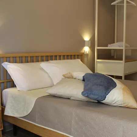 Bed and breakfast Aurora 4*