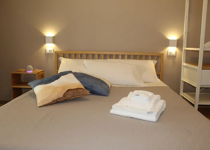 Bed and breakfast Aurora 4*