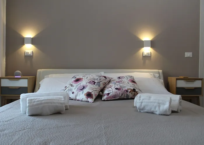 Bed and breakfast Aurora 4*