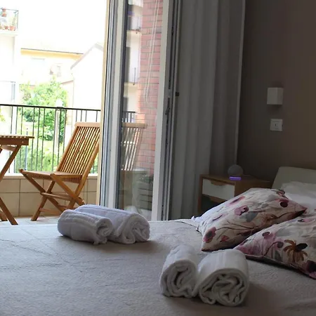 Aurora Bed & Breakfast *