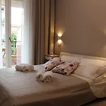 Aurora 4*